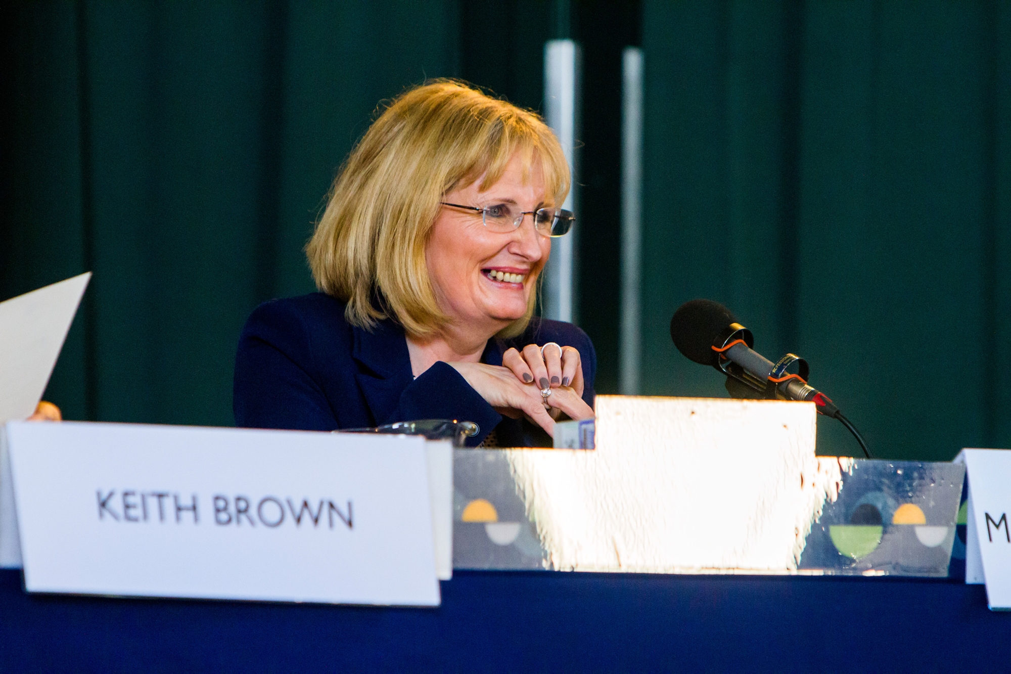 06ksmCmh-6627_obj2946270